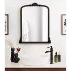 Specchio ad arco Barberry di Kate & Laurel All Things Decor, 71x89 cm, in MDF nero