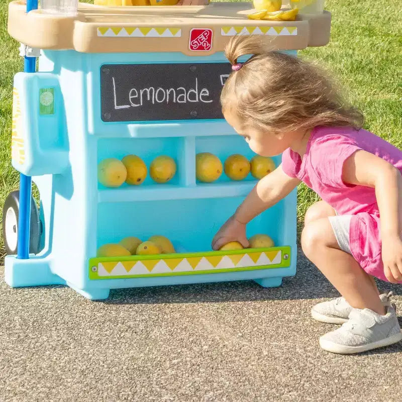 Step2 Il Mio Primo Chiosco di Limonate Tavolo per Bambini