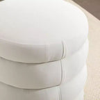 Pouf rotondo in velluto morbido, color avorio