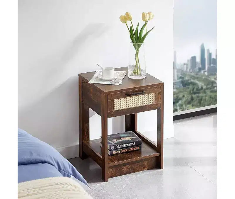 Comodino rustico in rattan con cassetti, comodino in legno per camere da letto in stile rustico o moderno