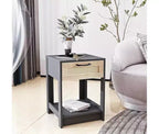 Comodino rustico in rattan con cassetti, comodino in legno per camere da letto in stile rustico o moderno