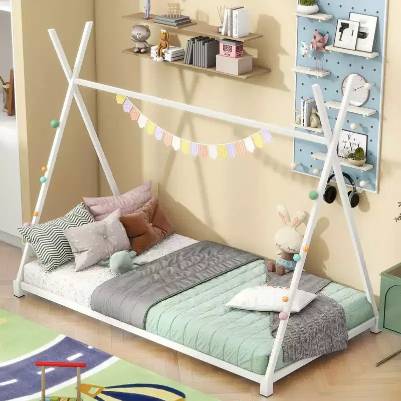 Struttura Letto Singolo Okak, Letto a Piattaforma Singolo in Metallo con Struttura a Triangolo per Camera da Letto, Bianco