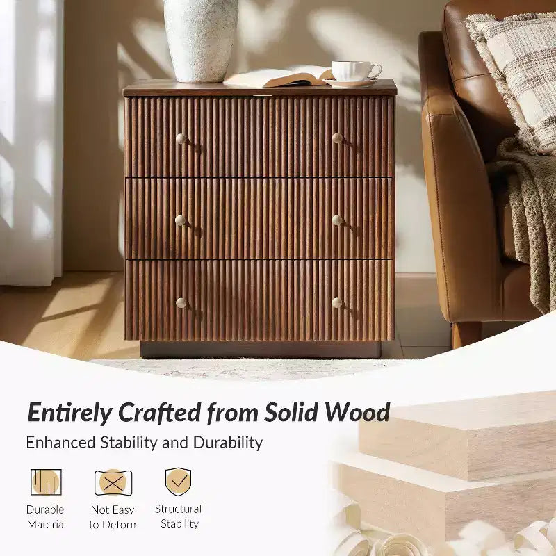 Comodino moderno Sara a 3 cassetti con stazione di ricarica integrata, set da 2 | ART OF LIVING DESIGNS-CILIEGIO