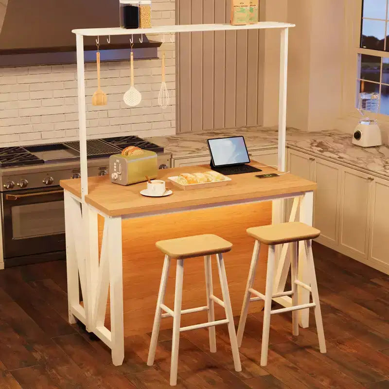 Isola Cucina in Legno, Scaffale da Forno con Contenitore, Grande Tavolo da Cucina con Supporto Microonde a 3 Livelli, Ripiano per Forno, 6 Ganci