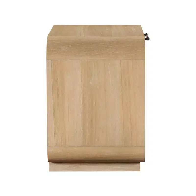 Meridian Furniture, Comodino Windsor in legno di gomma naturale