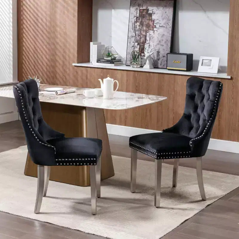 Okak Sedie da Pranzo Moderne Comode Set da 2, Sedie da Cucina con Rivestimento in Velluto Trapuntato, Gambe in Metallo Cromato Inossidabile e Dettaglio Chiodato