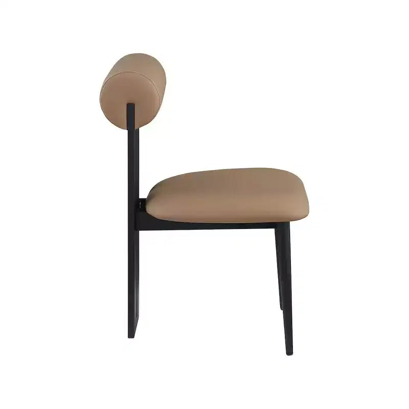 Meridian Furniture, Sedia da pranzo Dario in pelle vegana, Set da 2