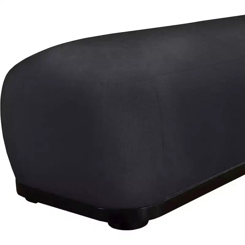 Meridian Furniture, Panca in tessuto ciniglia Calum