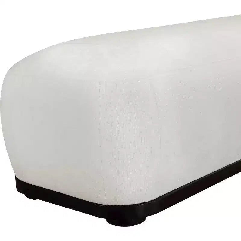 Meridian Furniture, Panca in tessuto ciniglia Calum