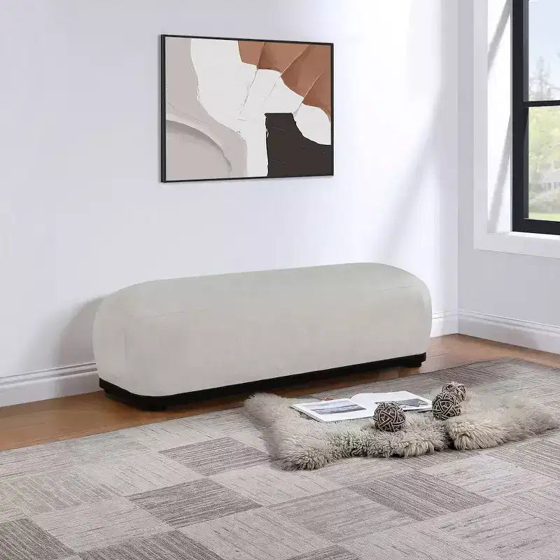Meridian Furniture, Panca in tessuto ciniglia Calum