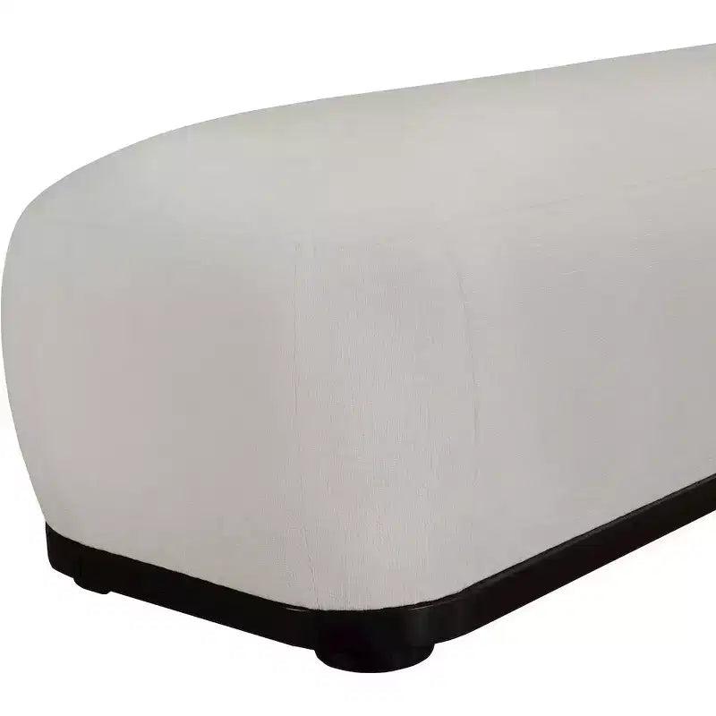 Meridian Furniture, Panca in tessuto ciniglia Calum