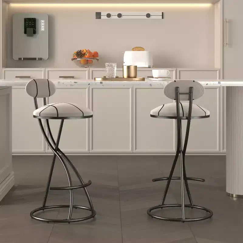 MAYEERTY Set di 2 Sgabelli da Bar Imbottiti, Altezza Bancone, Sedie da Pranzo Moderne in Velluto a Righe, Striscia Nera per Isola Cucina Soggiorno