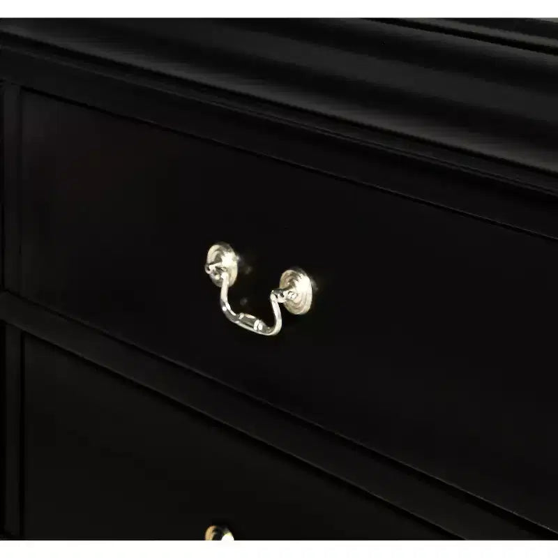 Cassettiera comodino a 5 cassetti Okak Contemporary in legno massello, contenitore per camera da letto con eleganti finiture in ottone, montaggio semplice