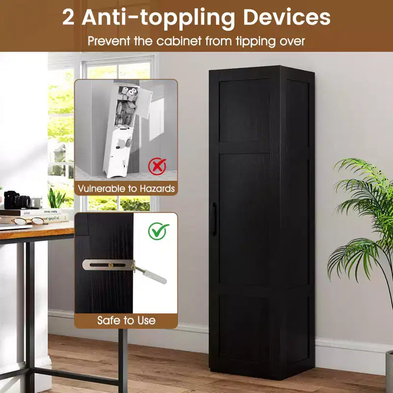 Mobiletto da bagno Costway a 4 ripiani con anta, armadietto da pavimento per piccoli spazi, nero/naturale/bianco