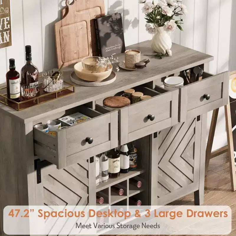 Mobile Buffet Rustico con Ante Scorrevoli in Stile Fienile, Credenza Rustica con 3 Cassetti, Porta Vino Rimovibile, Credenza in Stile Rustico con Ripiano Regolabile