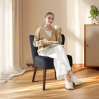 Poltrona Acekool Velvet Accent, moderna poltrona lounge con schienale alto e gambe in legno, trapuntatura verticale per soggiorno e camera da letto