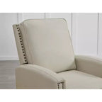 Poltrona reclinabile Spruce & Spring con borchie per il soggiorno