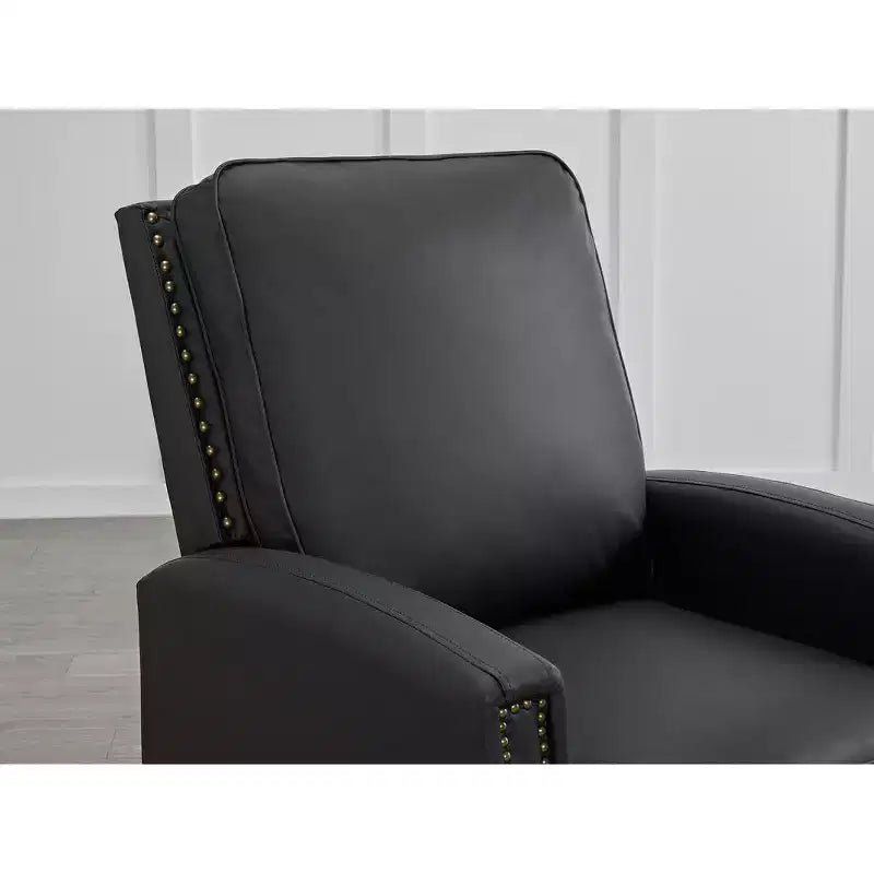 Poltrona reclinabile Spruce & Spring con borchie per il soggiorno