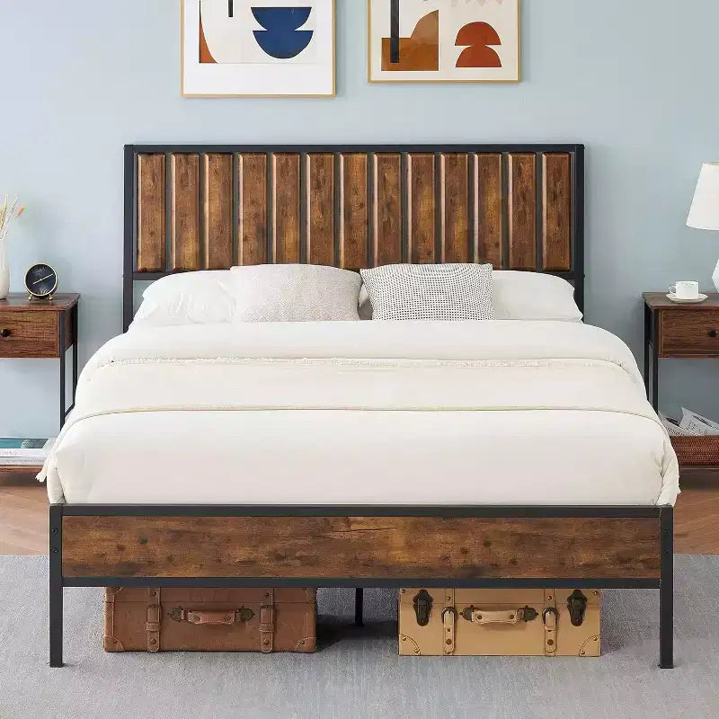 Struttura Letto in Metallo con Elegante Testiera e Pediera, Struttura Letto a Piattaforma Robusta con Spazio Contenitore Sotto il Letto, Nessuna Rete a Molle Necessaria, Colore Retrò