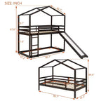 Letto a castello in legno con tetto, a castello basso, con scivolo e scaletta