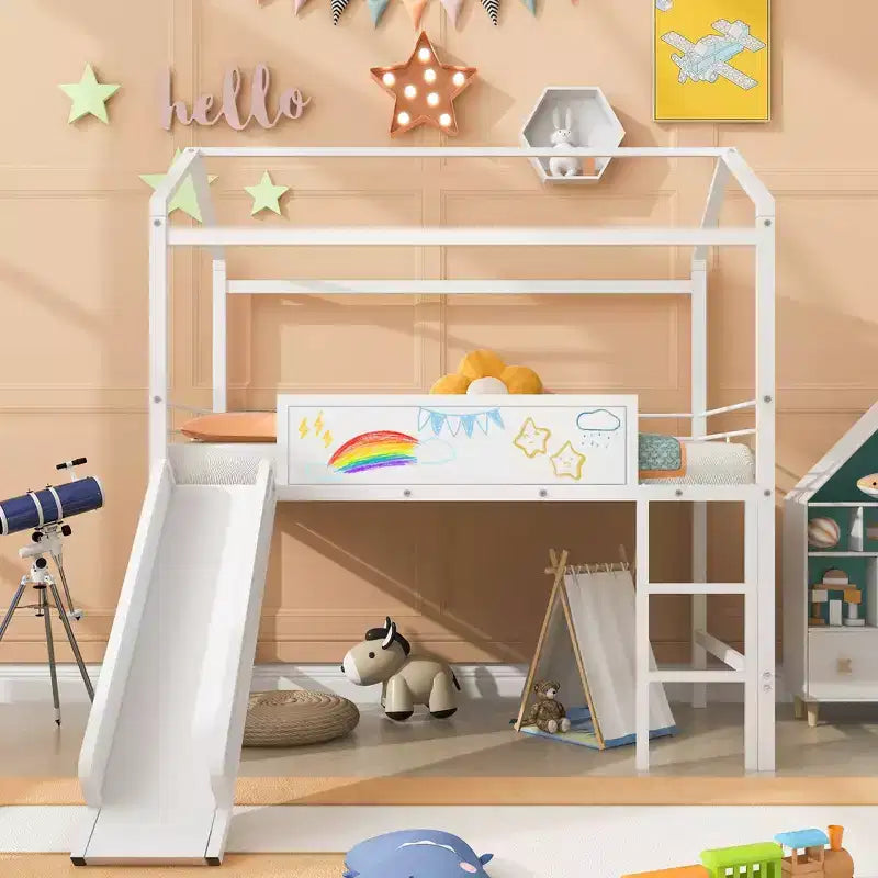 Letto a castello a soppalco con scivolo, letto a casetta in metallo con tetto, letto a soppalco basso con lavagna in legno scrivibile per bambini e ragazzi