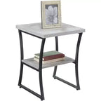 Tavolino da divano contemporaneo HomeStock Belmont con struttura in metallo verniciato a polvere, robusto ripiano inferiore e look moderno minimalista ed elegante