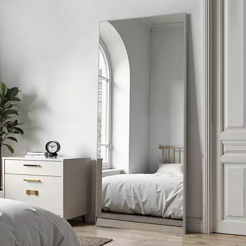 Specchio da Trucco Minimale Moderno in Lega di Alluminio MAYEERTY ad Alta Definizione con Supporto Argento per Camera da Letto Ingresso