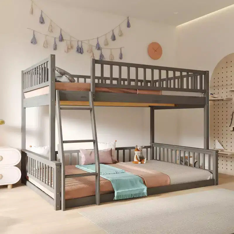 Letto a castello intero Okak in legno, letti a castello per bambini con scala e sponde di sicurezza, letti a castello gemelli per bambini, adolescenti