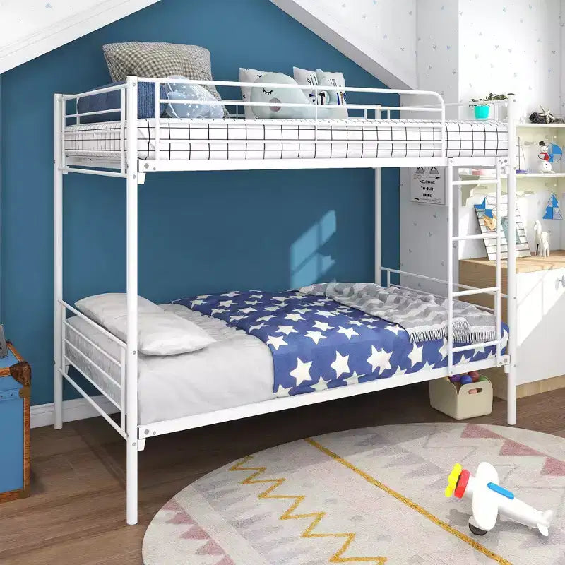 Letto a castello Okak Moedern Twin su Twin, Letti a castello per bambini con struttura in metallo e scala integrata, Letto a castello salvaspazio per camera da letto