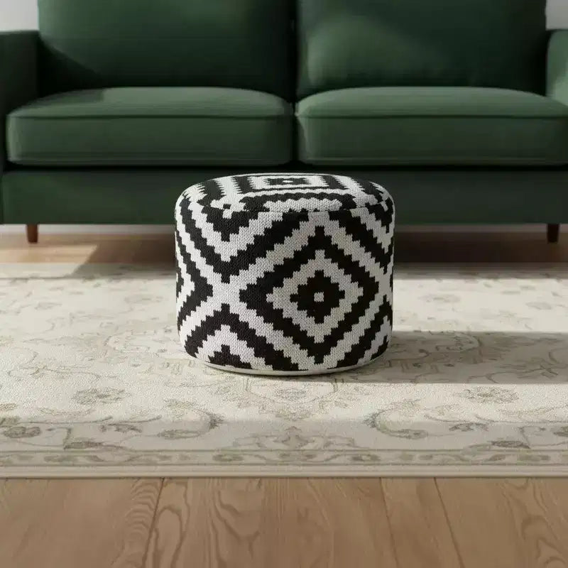 HomeRoots 18 Pouf-ottoman geometrico a cilindro nero