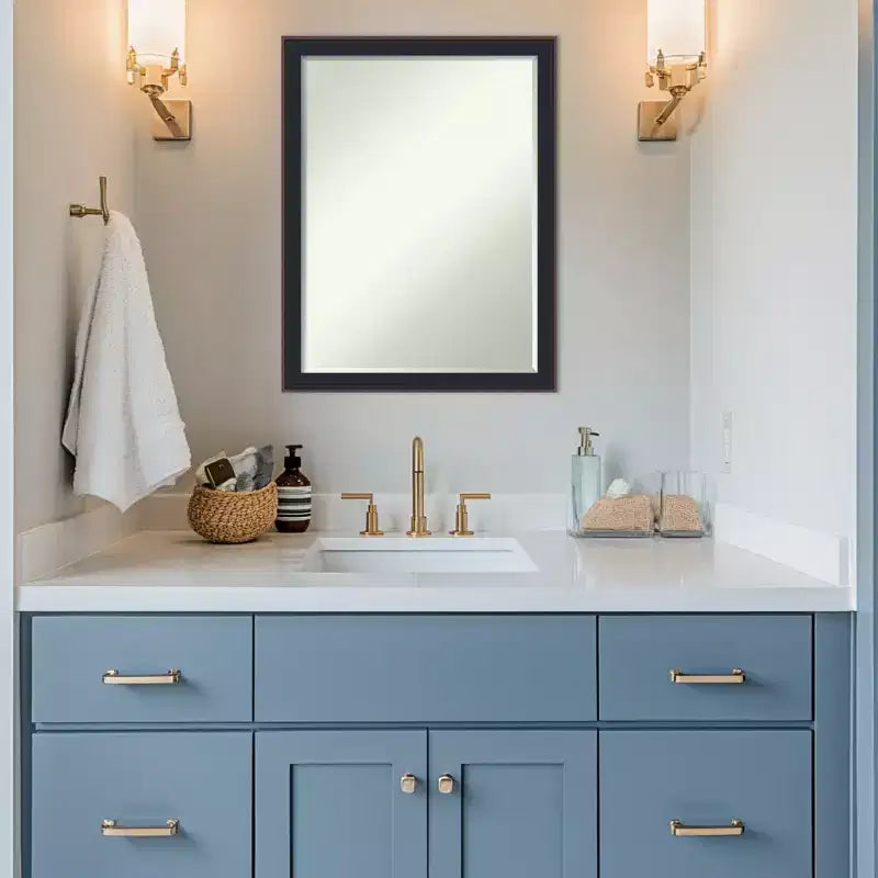 Specchio da parete per bagno Amanti Art Havana Black Bronze Petite Bevel 26,5 x 20,5 pollici