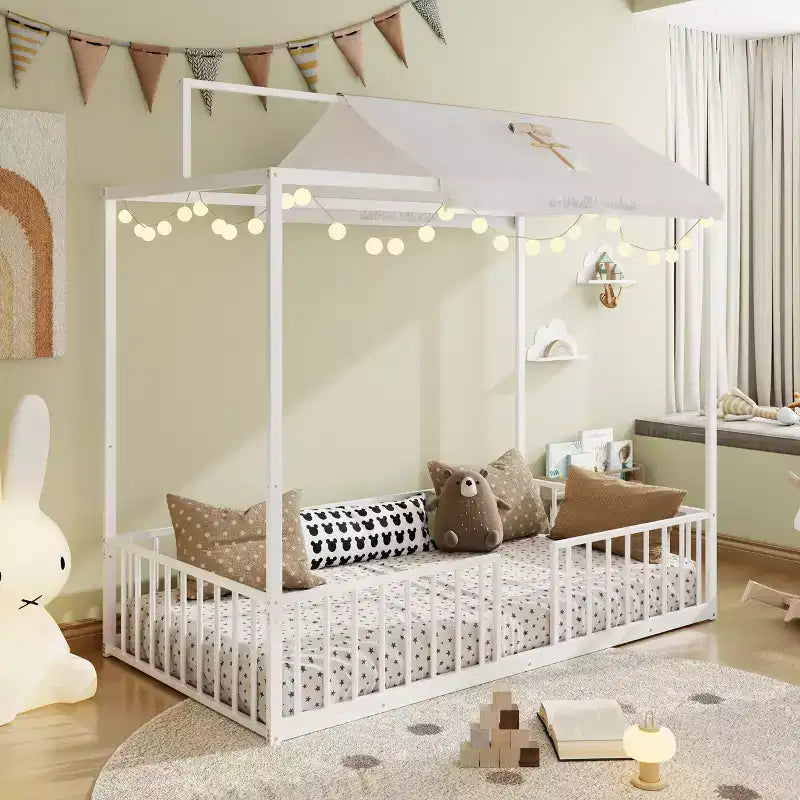 Letto a piattaforma Montessori in metallo convertibile 3-in-1, dimensioni Twin/Full, con recinzione per bambini, con tettuccio - ModernLuxe