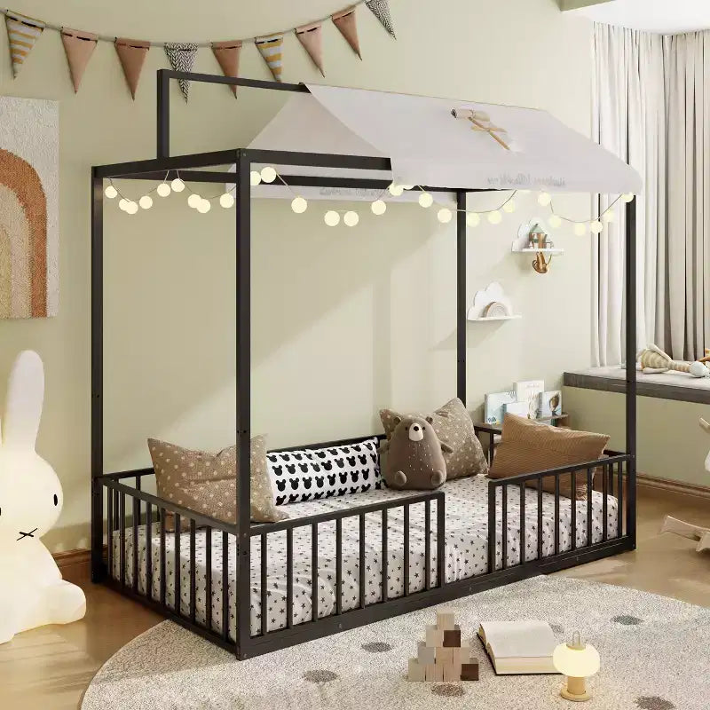 Letto a piattaforma Montessori in metallo convertibile 3-in-1, dimensioni Twin/Full, con recinzione per bambini, con tettuccio - ModernLuxe