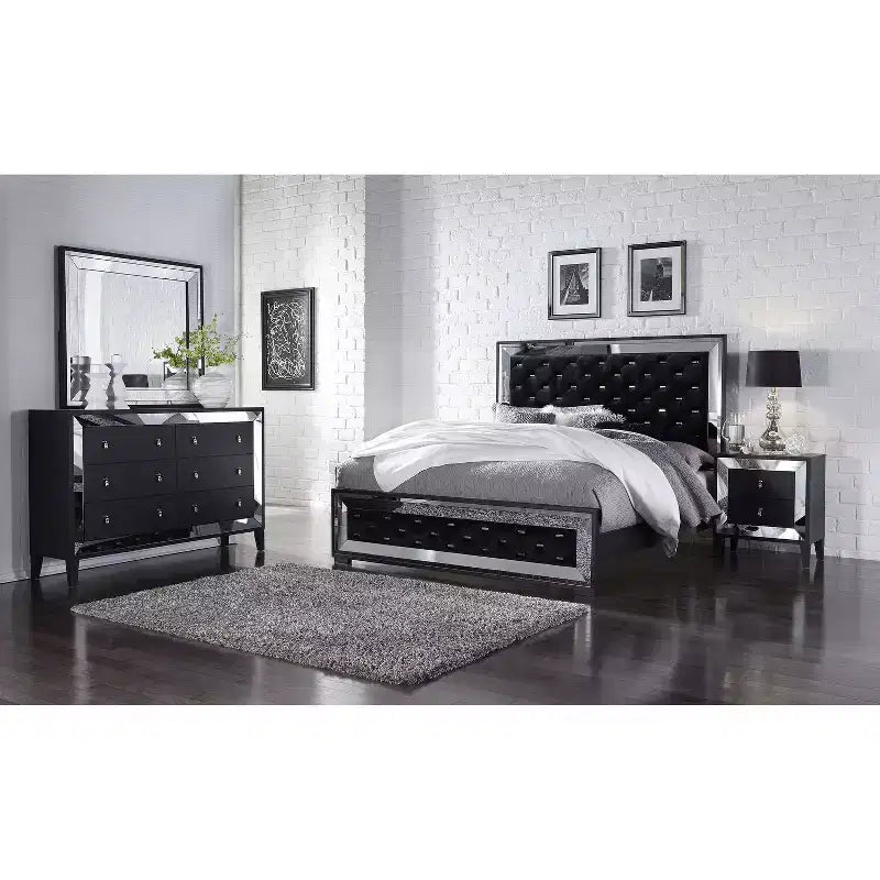 Specchio bianco HomeStock con cornice a LED – Lussuoso elemento d'arredo moderno per la camera da letto con dettagli cromati