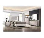 Specchio bianco HomeStock con cornice a LED – Lussuoso elemento d'arredo moderno per la camera da letto con dettagli cromati