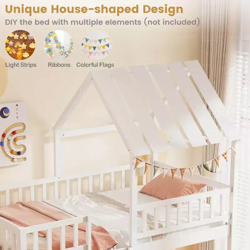 Costway Letto a Castello a Casa per Bambini, con Tetto, Scaletta e Sponde di Sicurezza a Tutta Lunghezza, Naturale/Bianco