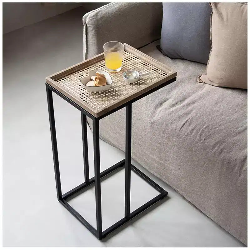 COZAYH Tavolino da Salotto a C in Stile Rustico, Tavolino d'Appoggio con Vassoio in Rattan Intrecciato, Nero