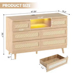 Cassettiera in Rattan a 6 Cassetti per Camera da Letto, Cassettiera Moderna in Legno con Prese di Corrente, Cassettiera in Rattan Larga 120 cm con Luce a LED, Porta TV