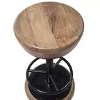 Sgabello da bancone girevole Royal Hampton Rustic Charm, 24 pollici, sedile rotondo in legno di mango marrone lavorato a mano, base in ferro nero con poggiapiedi