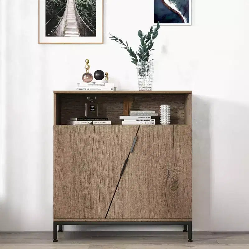 Credenza con Ante Incline, Madia Moderna in Legno Autoportante, Mobile Contenitore con Ripiani Regolabili, per Cucina, Sala da Pranzo, Soggiorno
