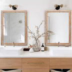 Specchio da parete rettangolare decorativo in legno Moreno Farmhouse di GDFStudio