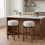 Sgabelli da Bar Imbottiti Rotondi in Legno di Gomma Ashton Christopher Knight Home (Set di 2)