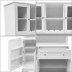 Credenza da pranzo con portabottiglie, cassetti, ripiani sportello, moderna vetrina in vetro e ripiano per microonde.