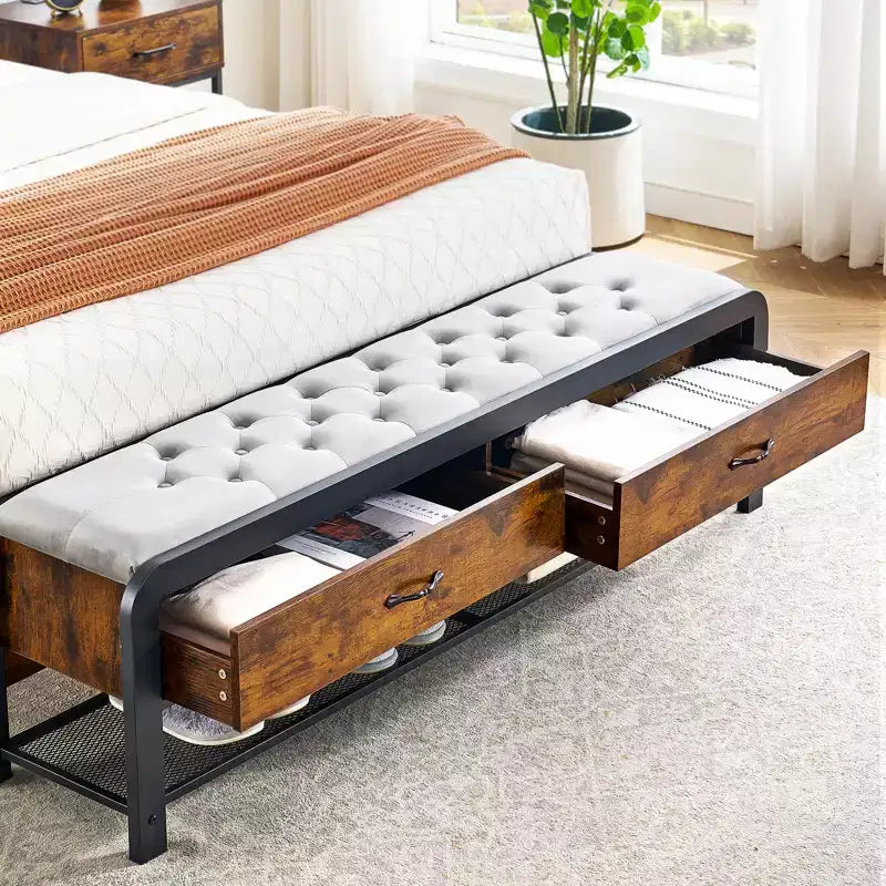 Letto a piattaforma Queen Size con testiera, 2 cassetti portaoggetti e poggiapiedi coordinato, supporti in metallo resistente, non richiede box spring, nessun rumore