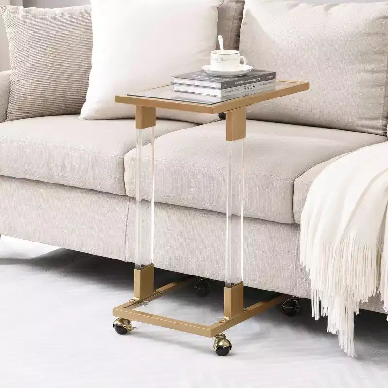 Tavolino moderno in vetro Okak con gambe in acrilico, tavolo a C con base in metallo cromato, tavolini da vassoio per soggiorno, camera da letto, balcone