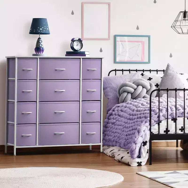 Cassettiera Sorbus a 12 cassetti - Mobile contenitore con struttura in acciaio, piano e maniglie in legno - Grande cassettiera per camera da letto, cameretta dei bambini e altro ancora
