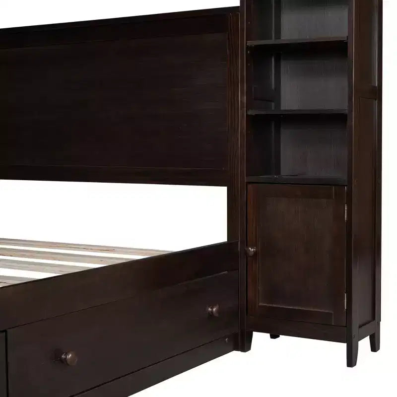 Letto a Piattaforma Queen Size con Armadio Tutto-in-Uno e Ripiano Portaoggetti, Struttura Letto Queen in Legno con 4 Cassetti e Prese