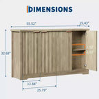 Credenza moderna decorativa con dettagli a doghe, dotata di ante e ripiani. Realizzata in legno, ideale per soggiorni, ingressi