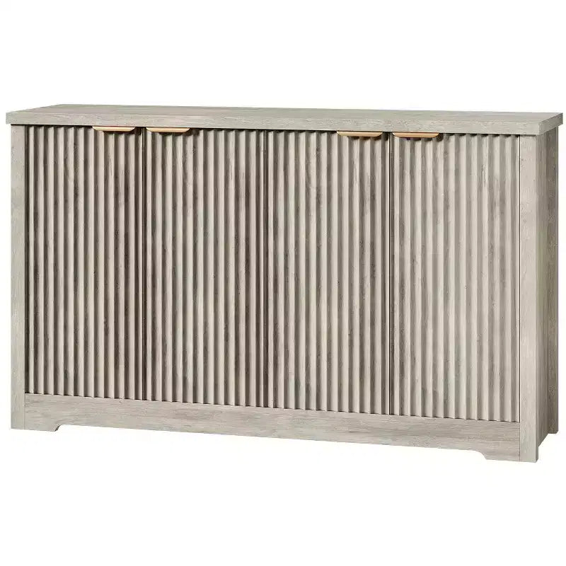 Credenza moderna decorativa con dettagli a doghe, dotata di ante e ripiani. Realizzata in legno, ideale per soggiorni, ingressi