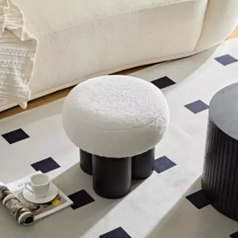 Sgabello Ottomano Pieghettato a Fungo, Rivestimento in Lana d'Agnello, Base Impiallacciata Noce, Sgabello Poggiapiedi Marrone per Camera da Letto